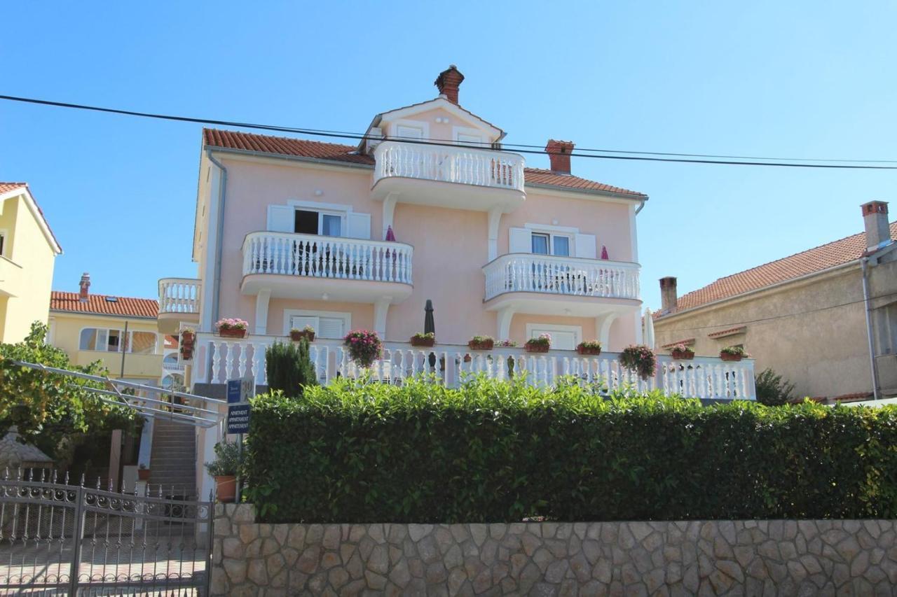 Apartments Ravlic Ana Малинська Екстер'єр фото