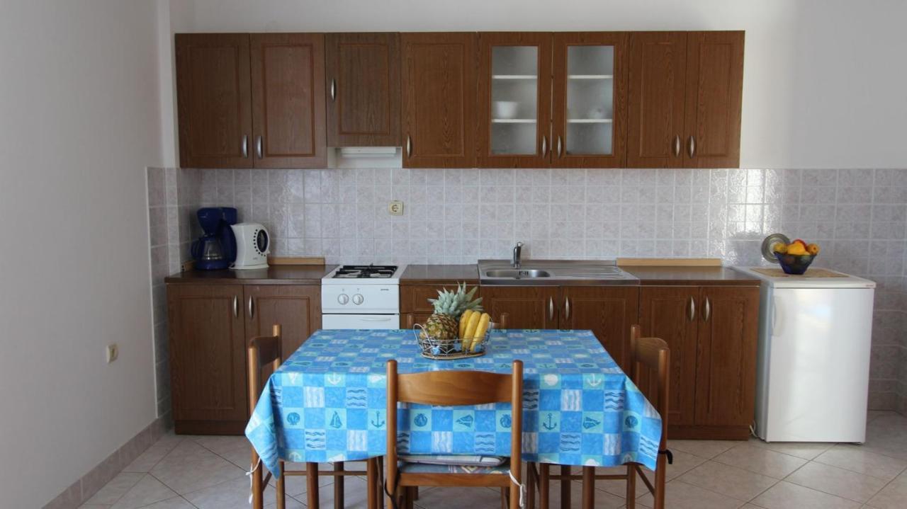Apartments Ravlic Ana Малинська Екстер'єр фото